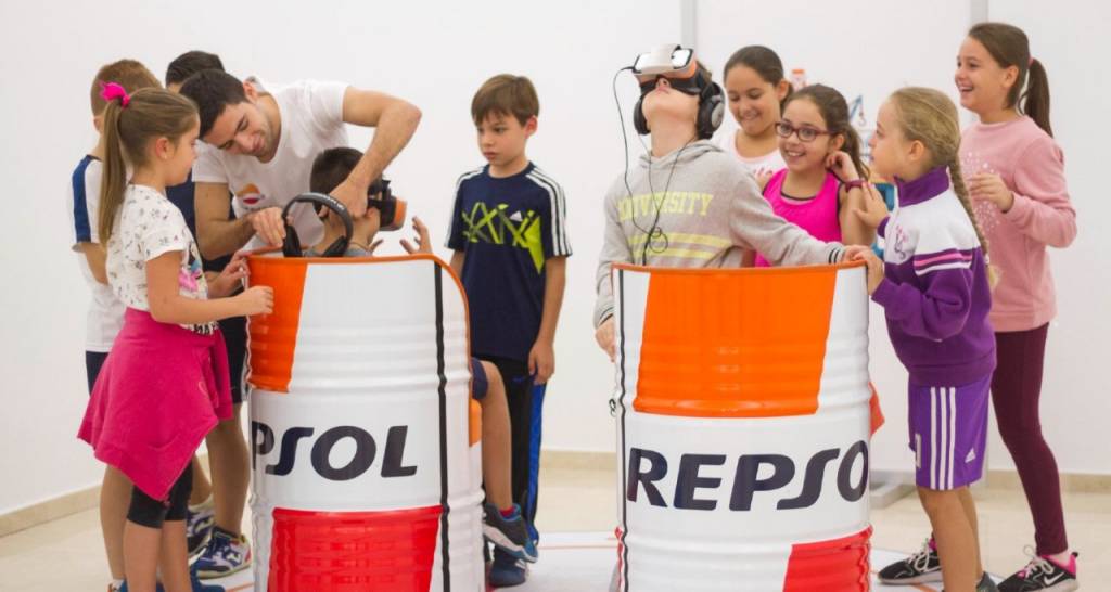 Niños en la Semana de la Ciencia Repsol